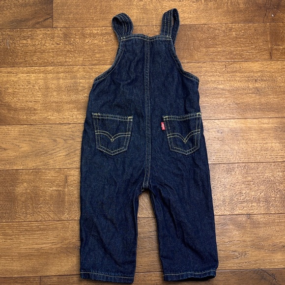 Kids Levi’s Denim Overalls 18mo dark wash adjustable buttons - Picture 4 of 8